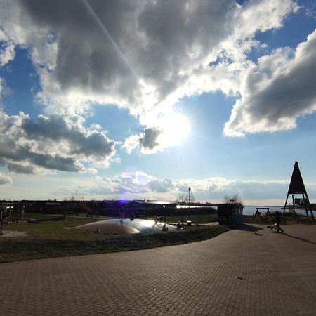 Mobilheim Herz Lauwersoog - Chalet Robbengat エクステリア 写真